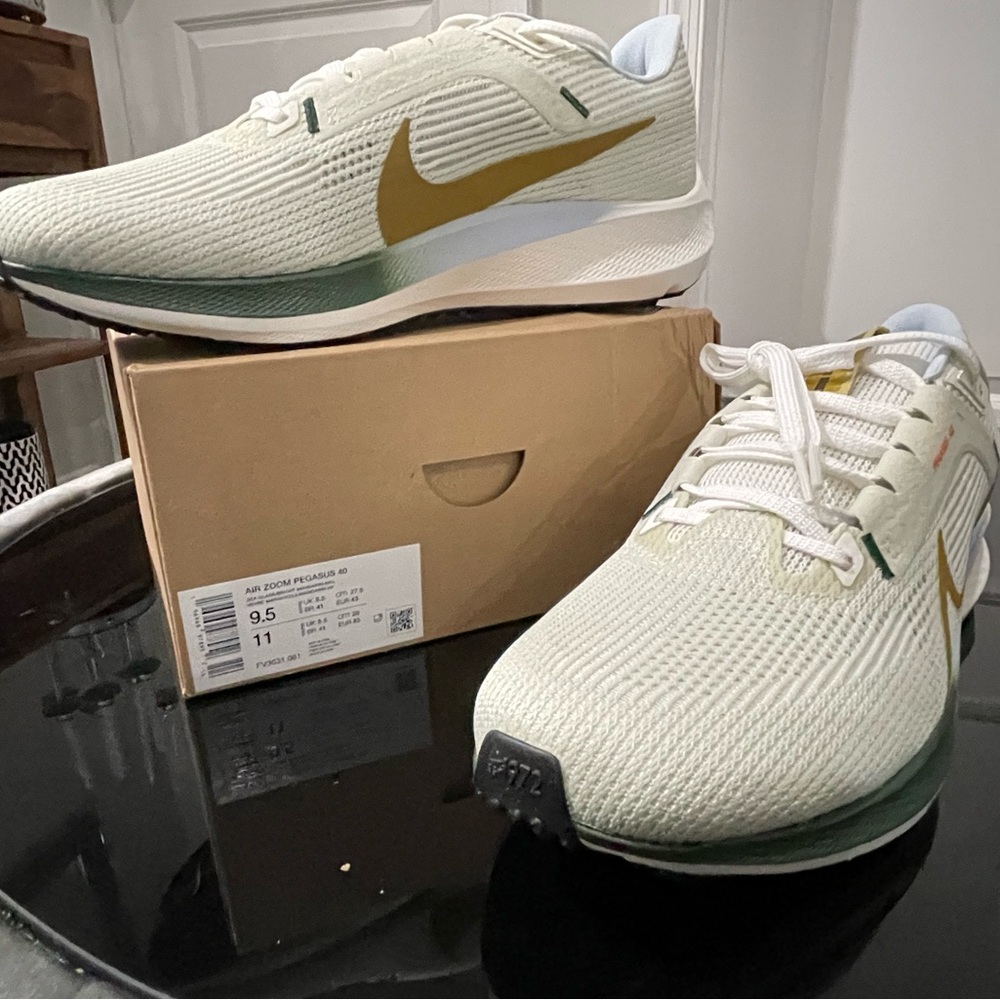 Nike Men’s Air Zoom Pegasus Running Shoes